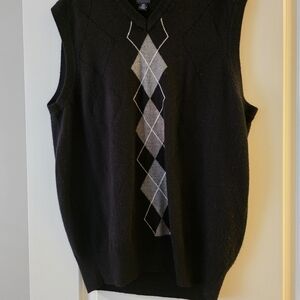 Dockers Men's Black Sweater Vest with Subtle Checkered Pattern